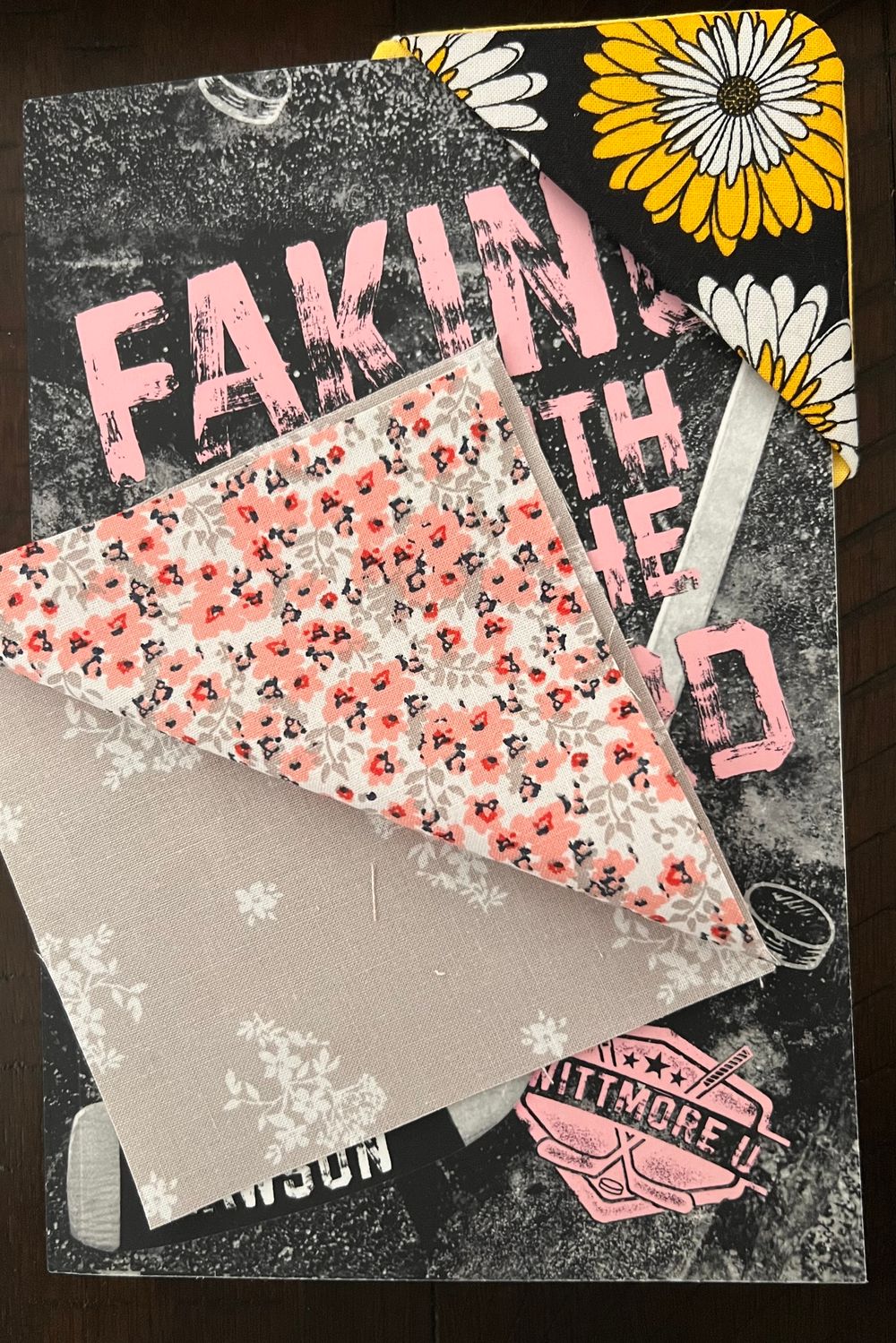 Corner Bookmark - Pink Floral w/ Gray Base